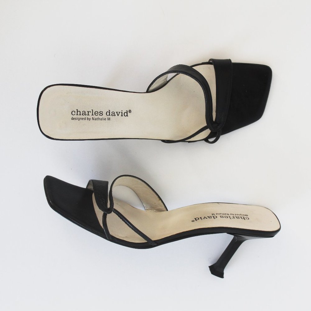 black leather low heel shoe 7